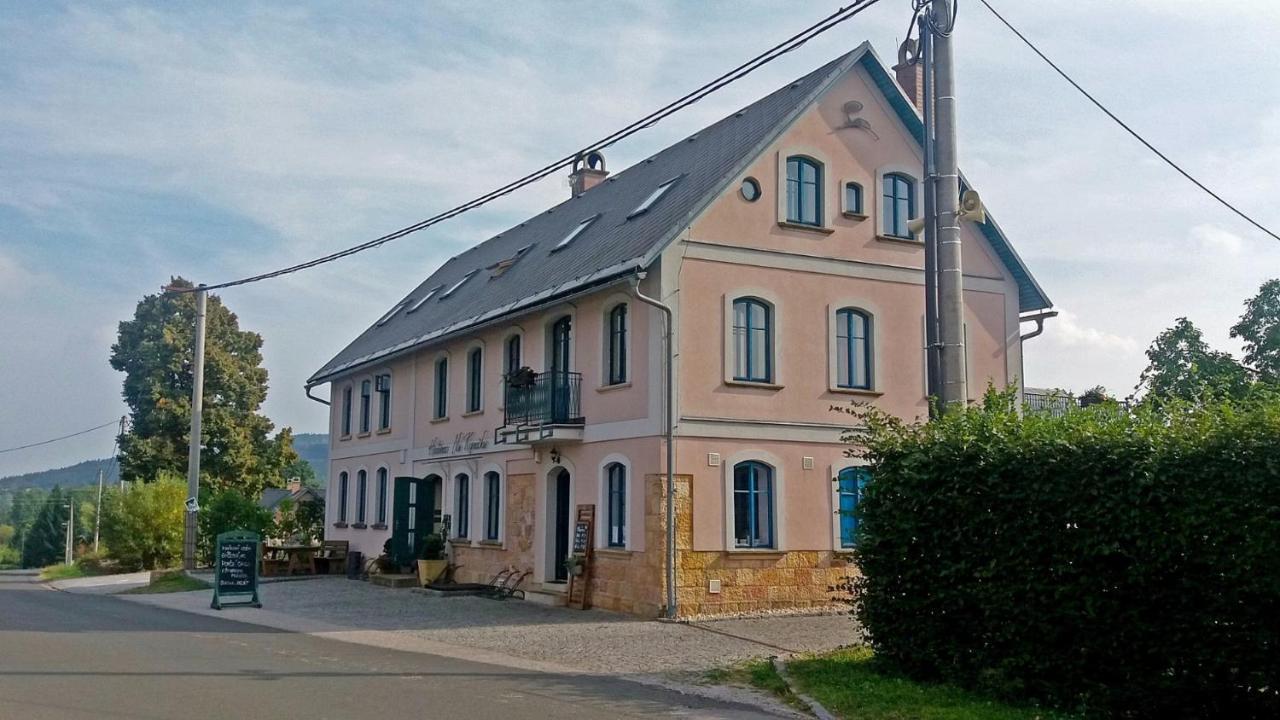 Na Kopecku Ad 1795 - Penzion S Restauraci A Wellness V Podkrkonosi Dvur Kralove nad Labem Ngoại thất bức ảnh