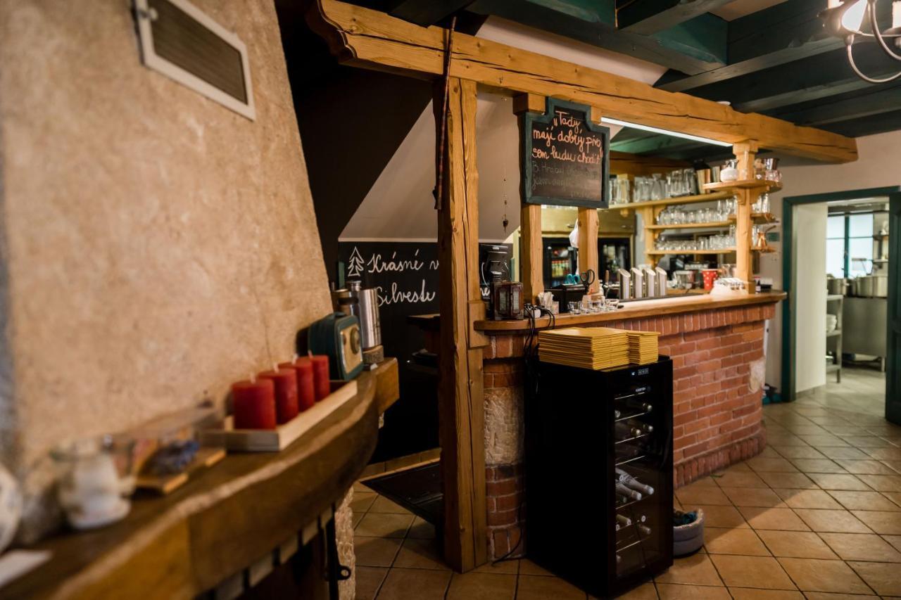 Na Kopecku Ad 1795 - Penzion S Restauraci A Wellness V Podkrkonosi Dvur Kralove nad Labem Ngoại thất bức ảnh