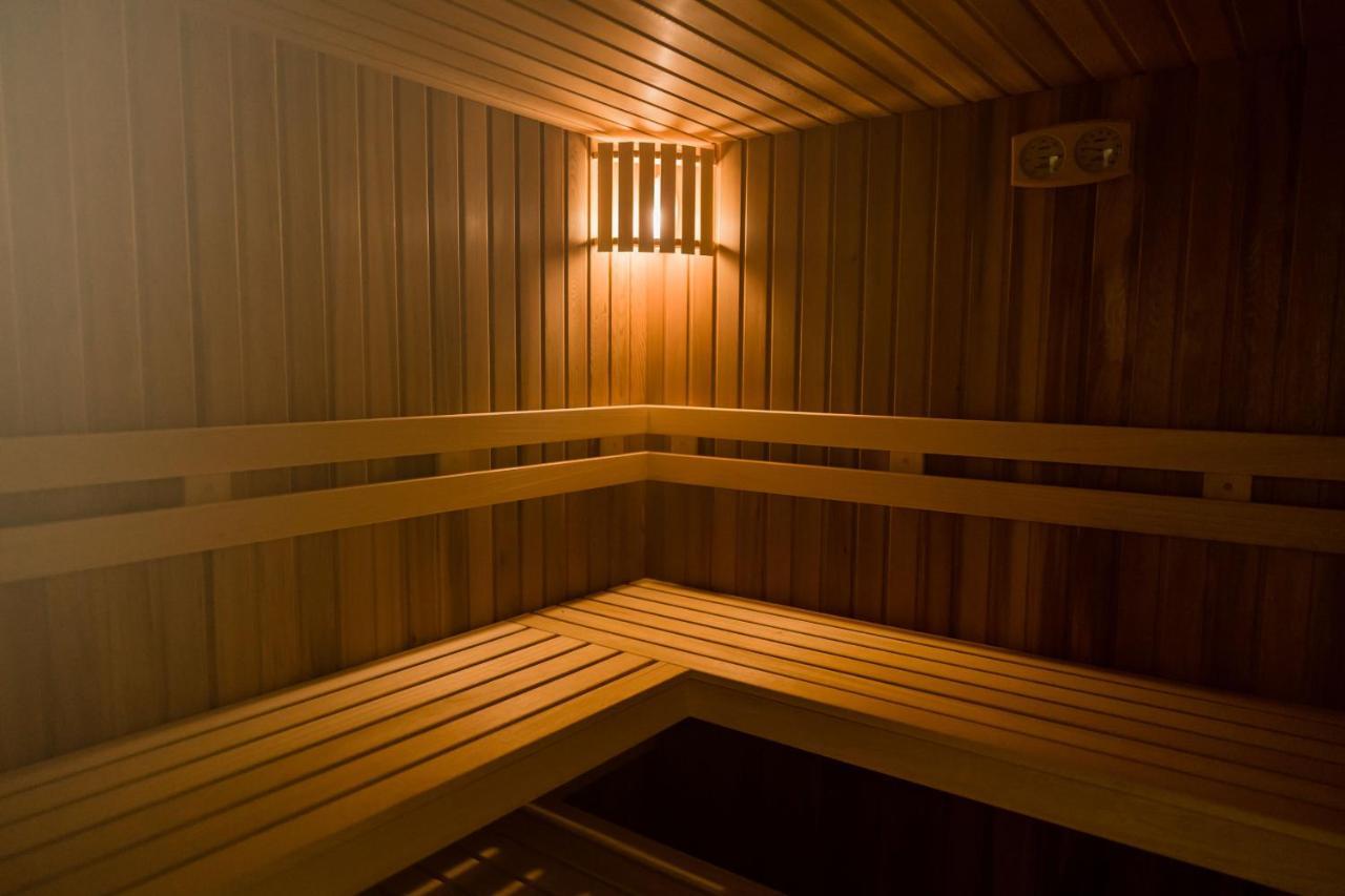 Na Kopecku Ad 1795 - Penzion S Restauraci A Wellness V Podkrkonosi Dvur Kralove nad Labem Ngoại thất bức ảnh