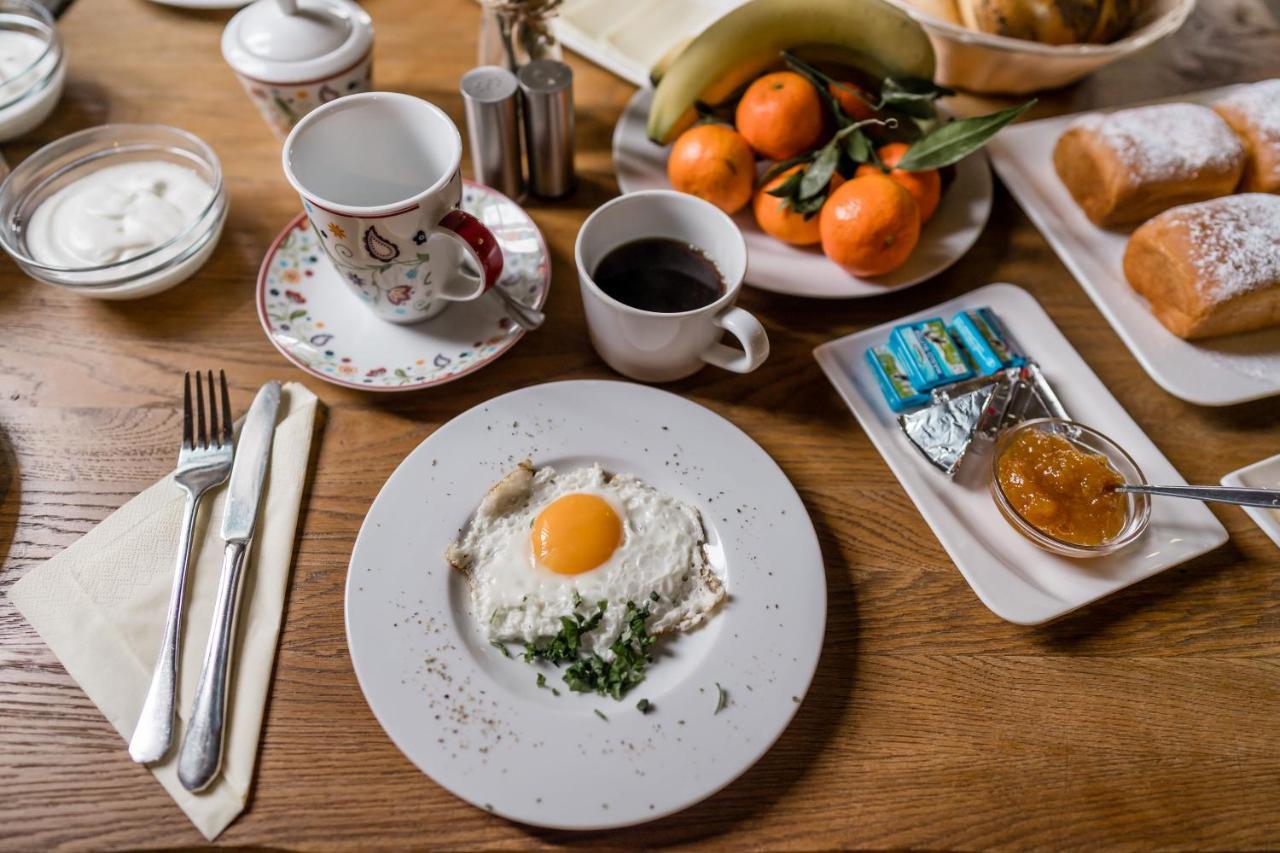 Na Kopecku Ad 1795 - Penzion S Restauraci A Wellness V Podkrkonosi Dvur Kralove nad Labem Ngoại thất bức ảnh
